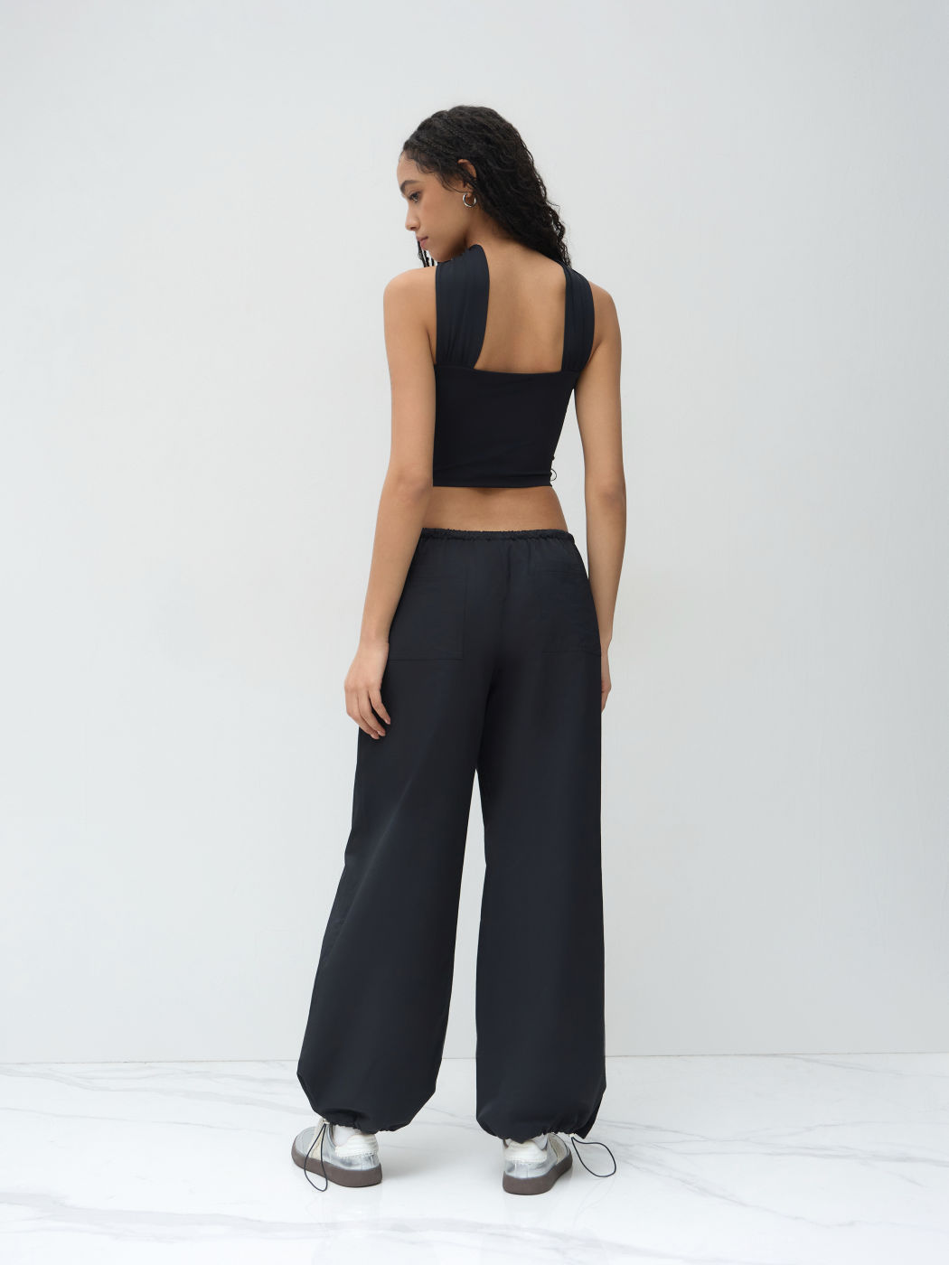 Jogginghosen aus Baumwollmischung mit elastischem Tailleband und tiefem Bund