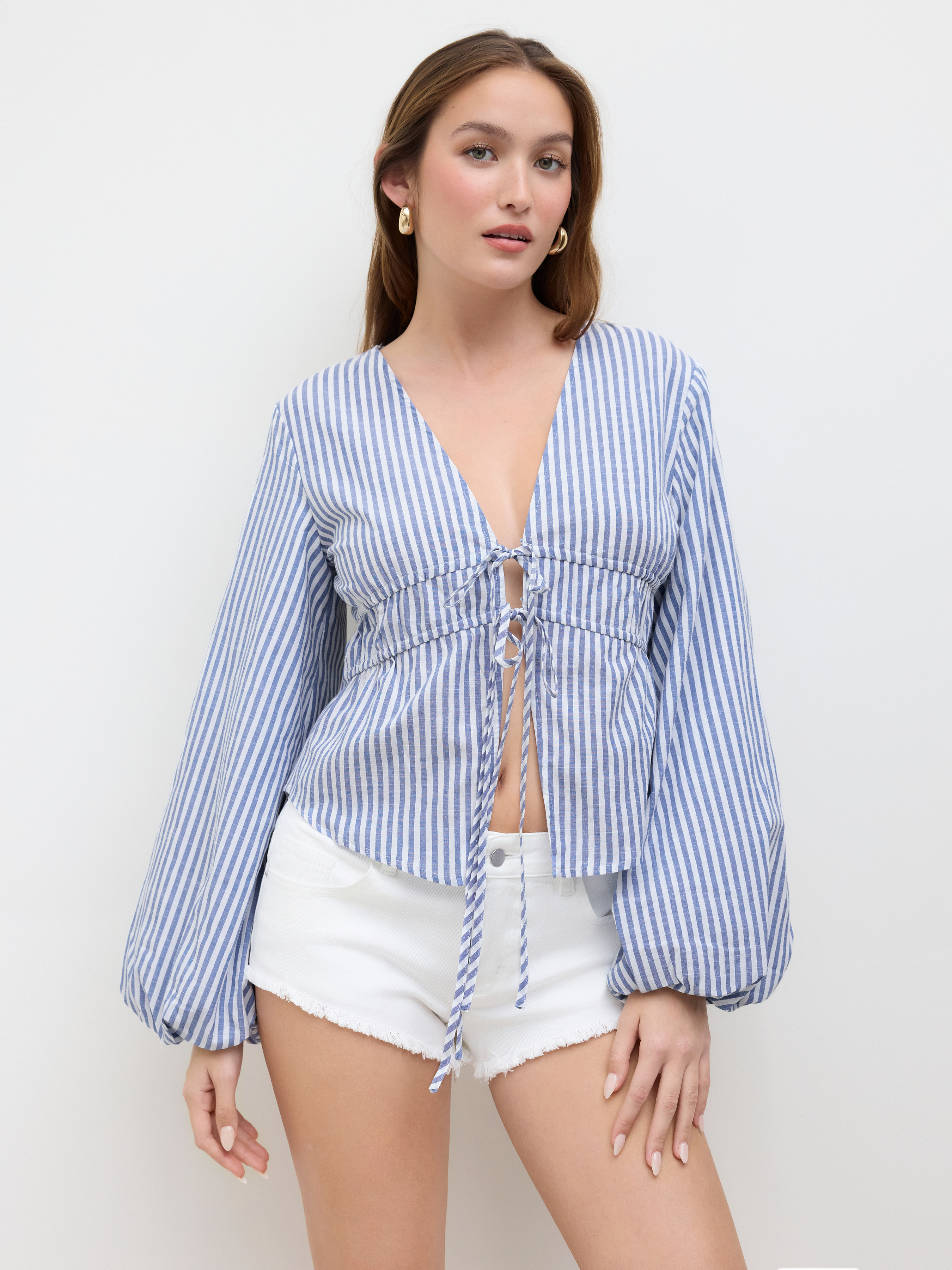 【deres】cotton drape blouse Woven Cotton-blend V-neck Striped Knotted Shirred Long