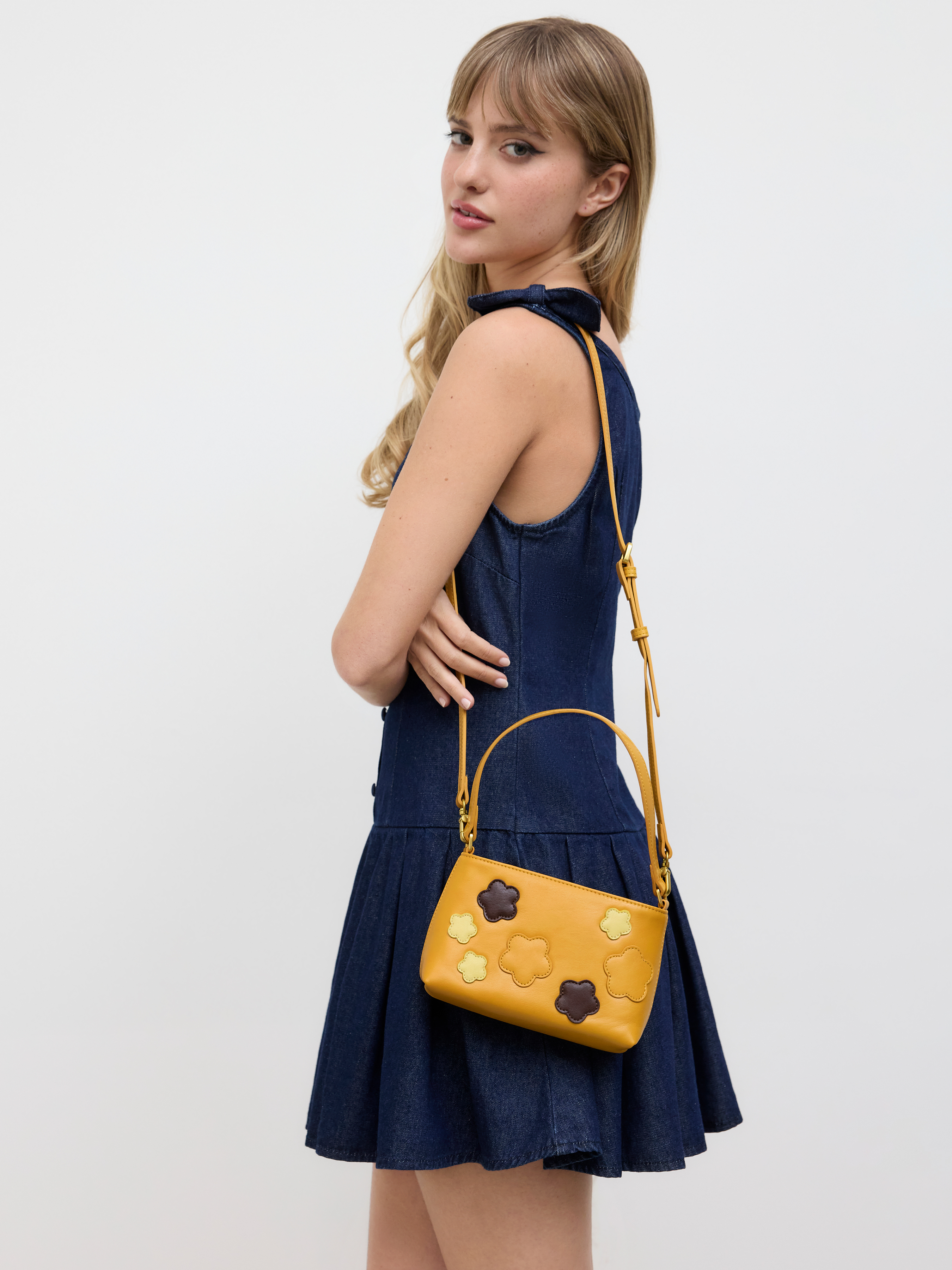 KodakのRipstop Medium Crossbody Bag 全3色 Ripstop sacoche | kirahvi yhdeksan | niguramu