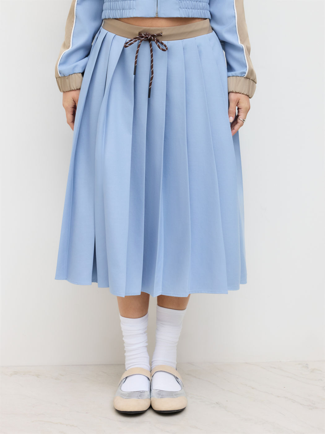 Mid Rise Knotted Contrasting Binding Pleated Midi Skirt