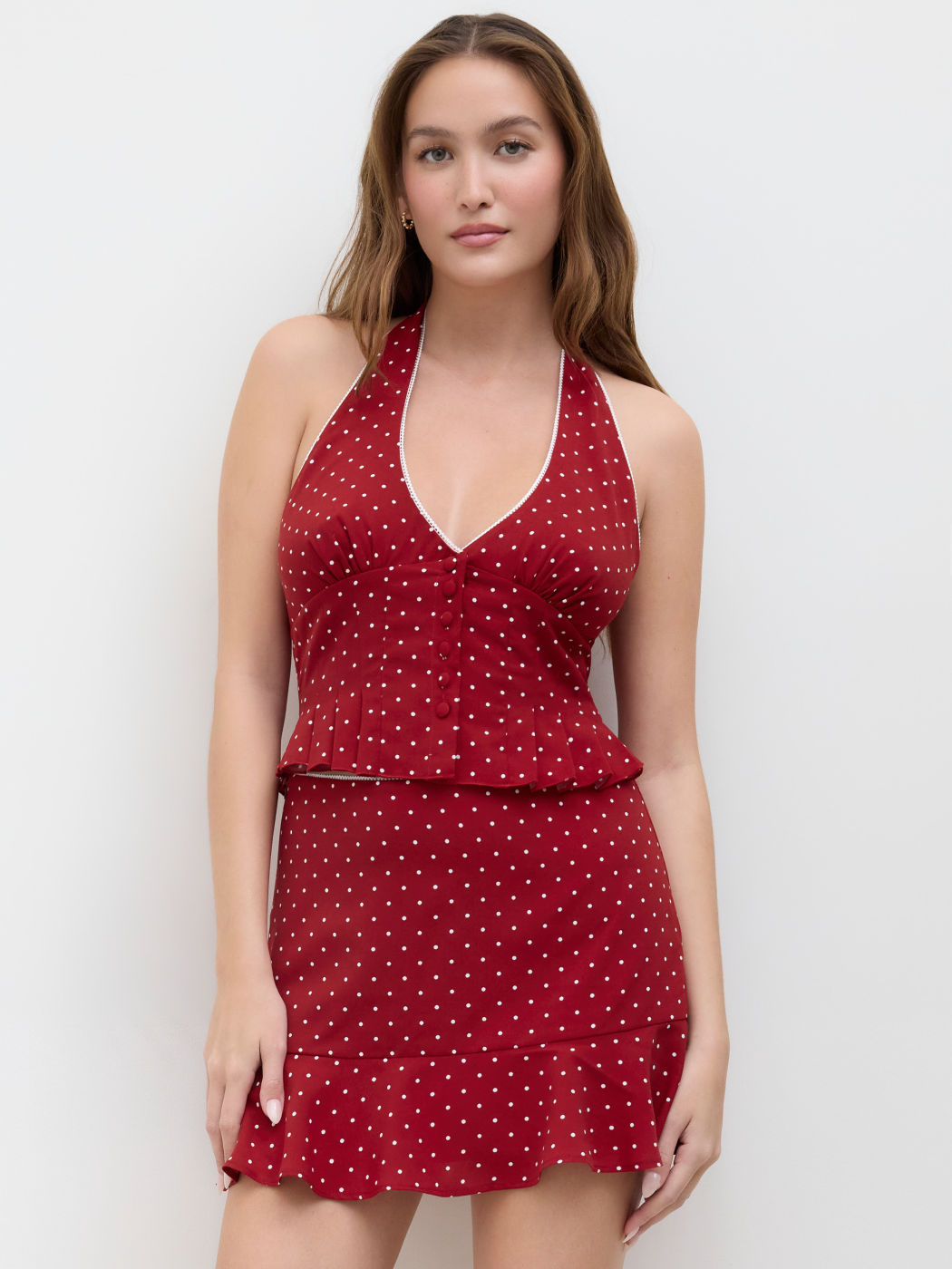 Halter-Ausschnitt mit Polkadots gefalteter Crop Top