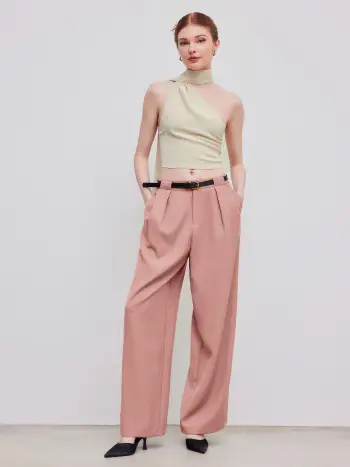 Pantaloni dritti a vita media con cintura