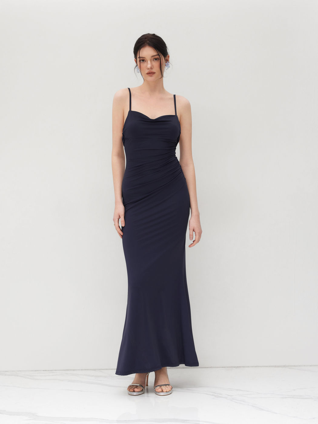 Maxikleid mit Kragenhals und geriffeltem Rückenabschluss