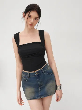 Solid Ruched Square Neck Crop Top