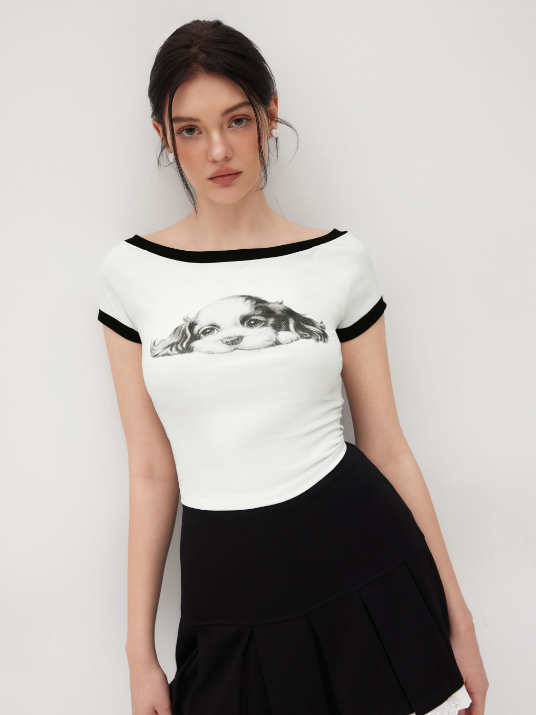 Cotton-blend Dog Graphic Contrasting Binding Crop Tee