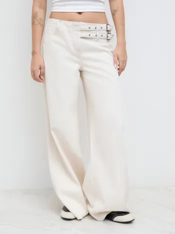 Denim Low Rise Belted Wide Leg Jeans