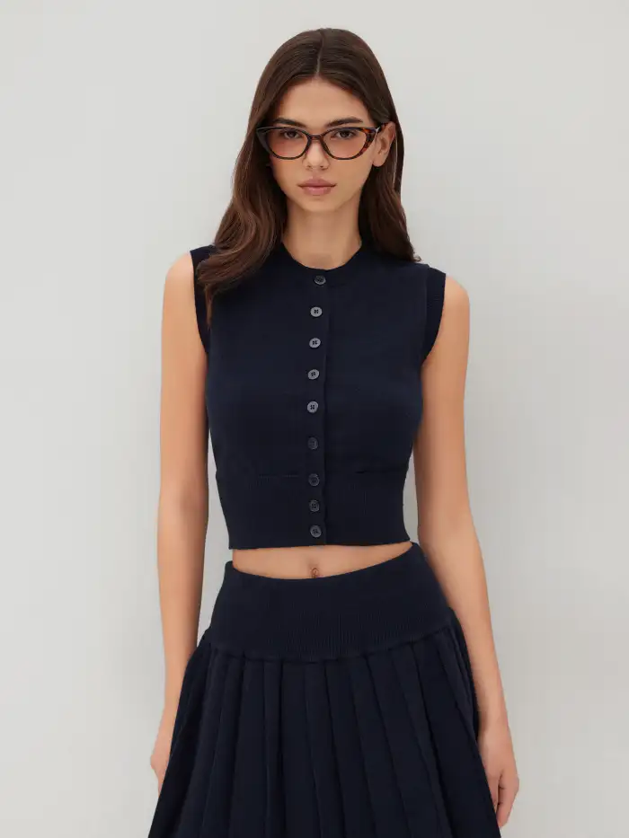 100% Cotton V-neck Tie Front Shirred Blouse Curve & Plus