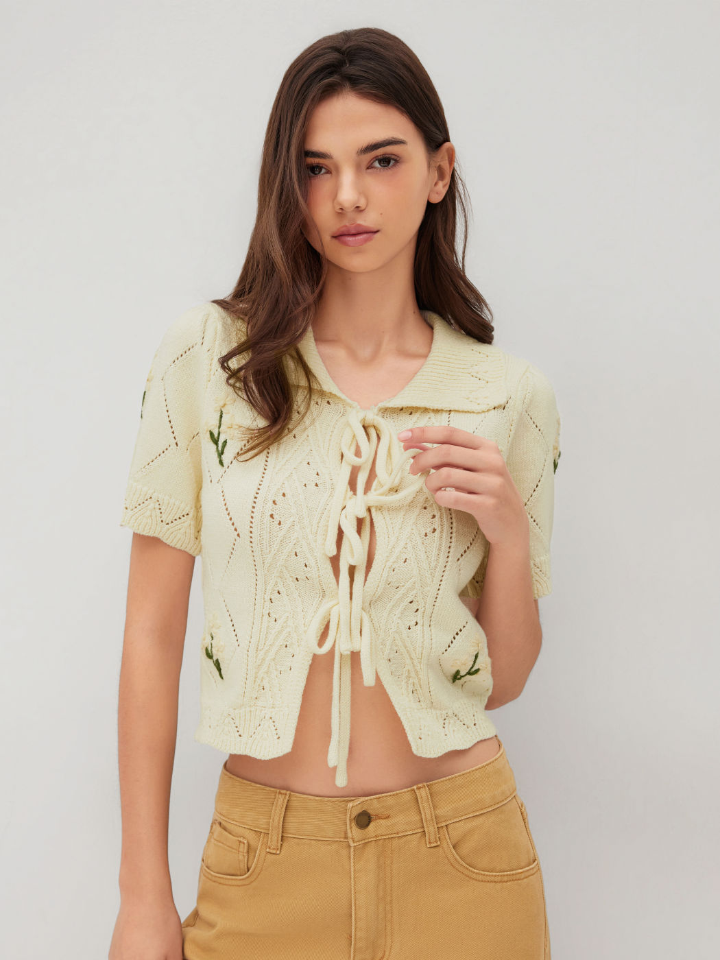 Knit Collar Floral Tie Front Bow Top
