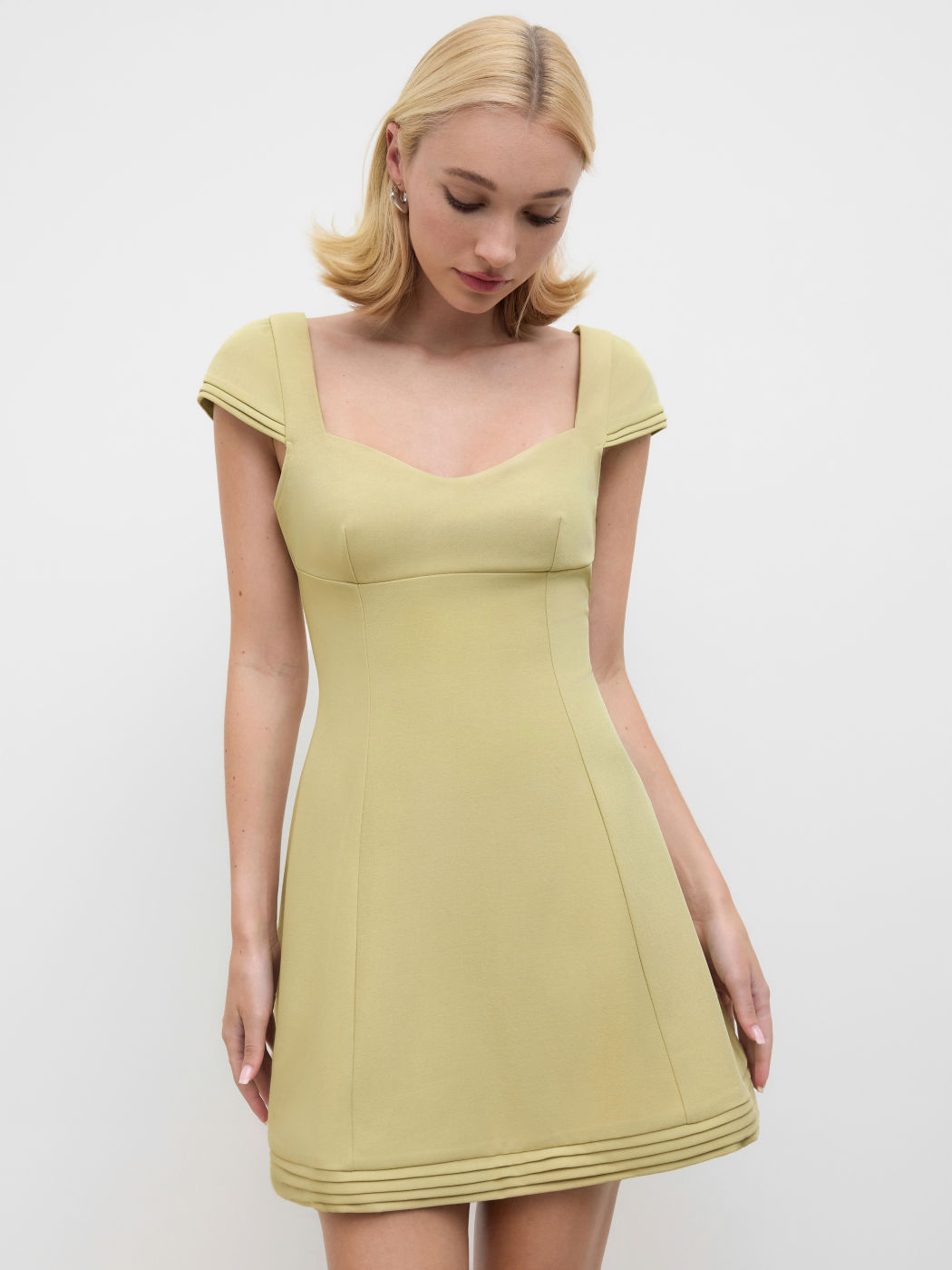 Sweetheart Neckline Pleated Mini Dress