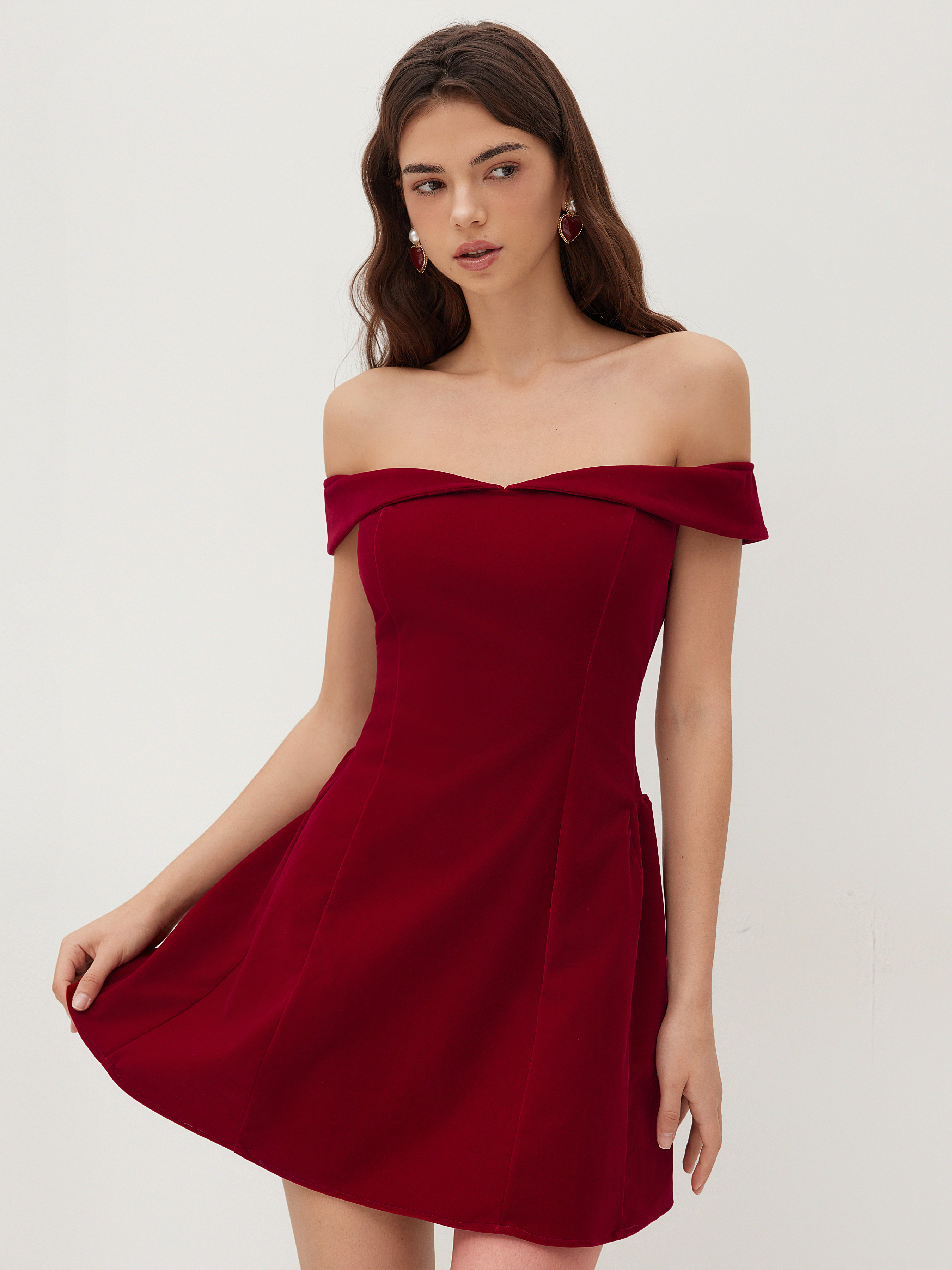 ワンピース Embroidered Velvet Plunge Mini Dress Embroidered Velvet Plunge Mini Dress