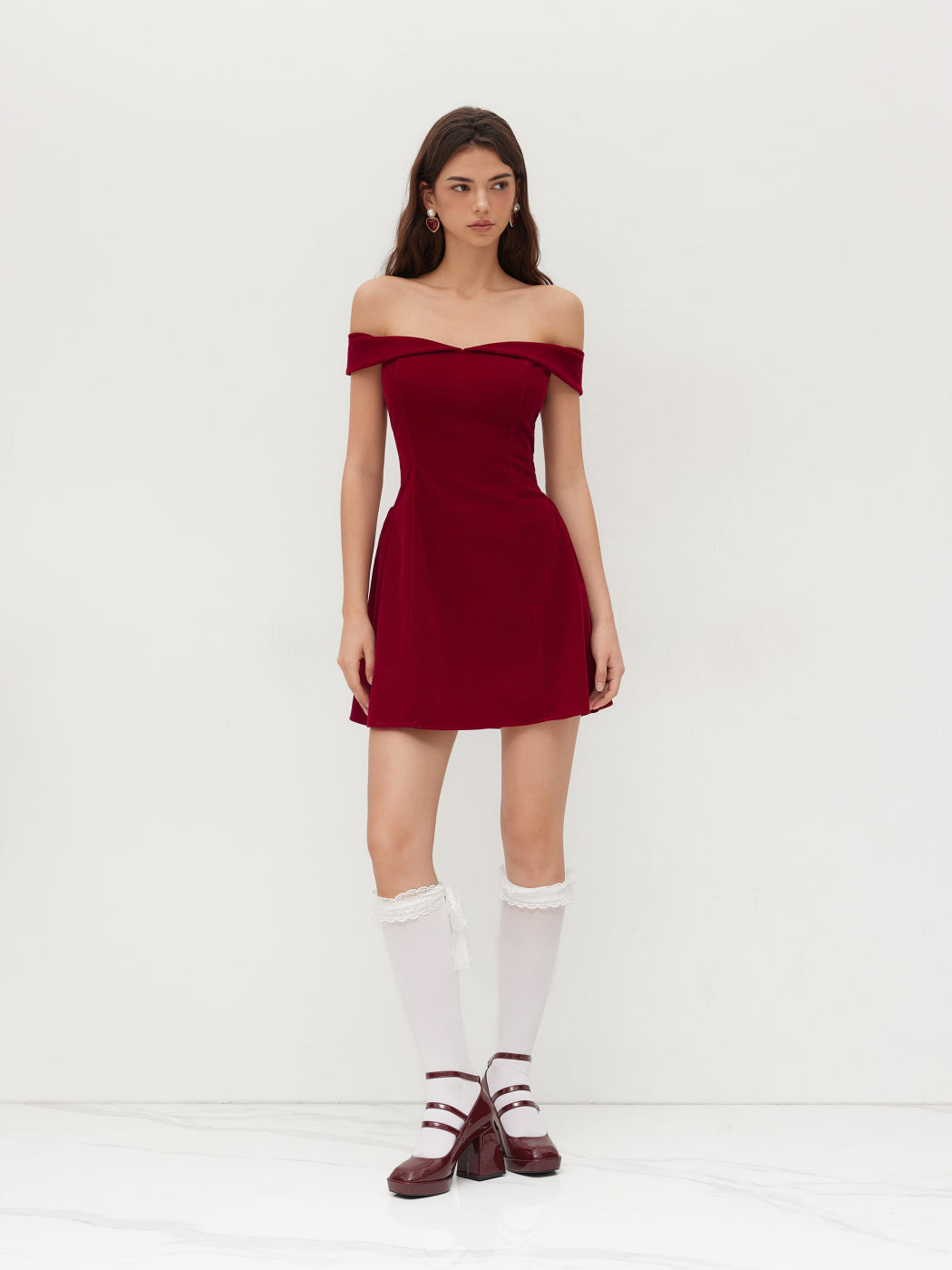 Velvet Off-shoulder Solid Reißverschluss Mini Kleid