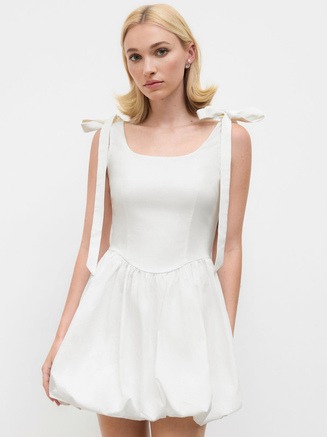 U-neckline Bubble Hem Bowknot Mini Dress