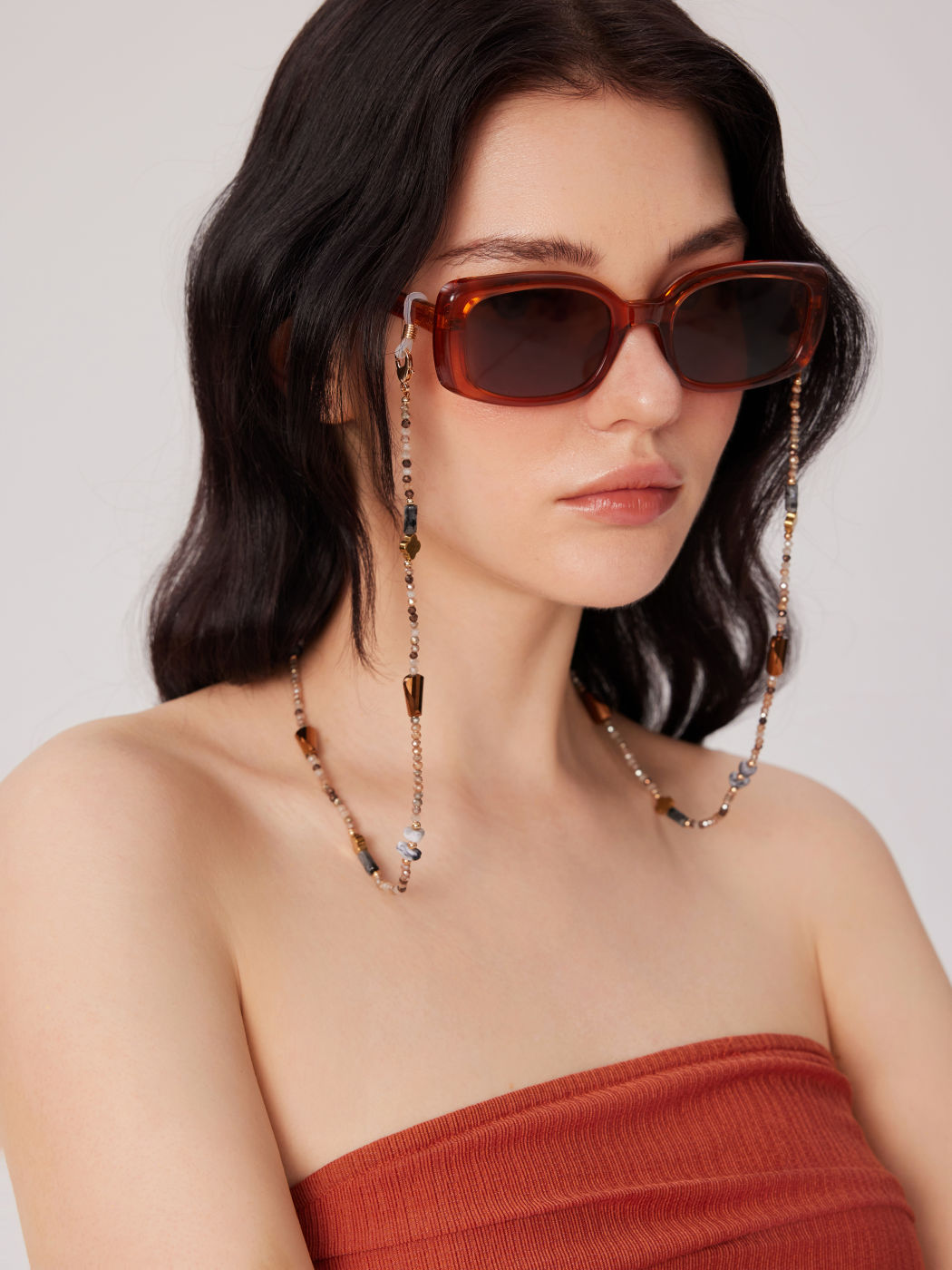 STONE & METAL DECOR BEADED GLASSES CHAIN