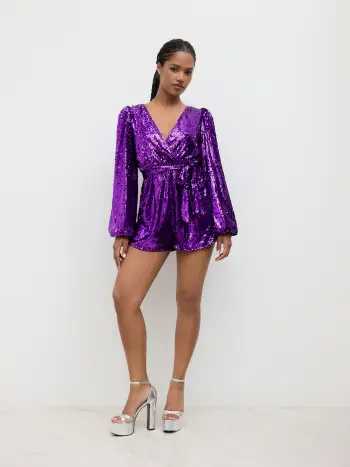 Romper di paillettes con scollo a V e cintura solida