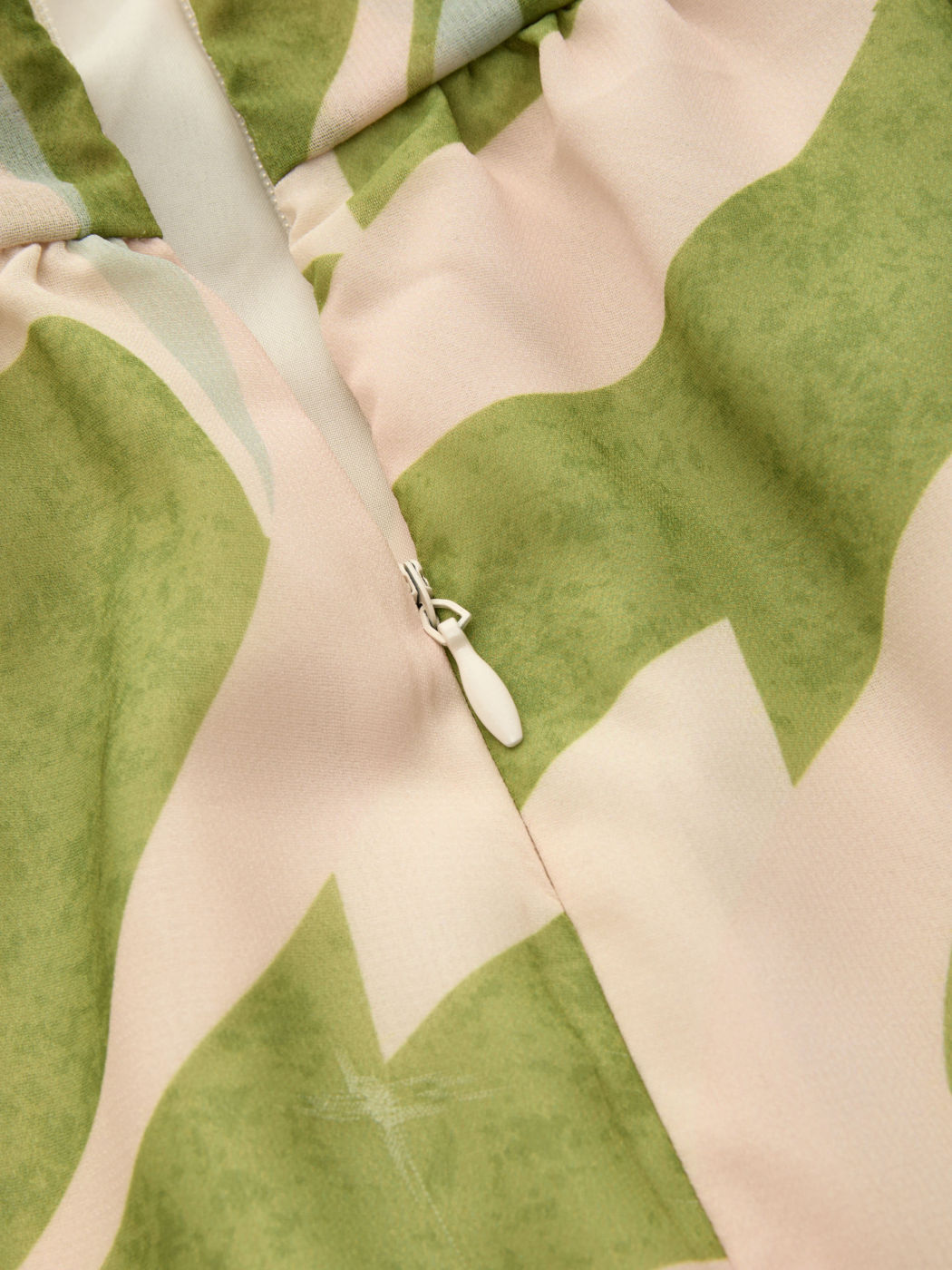Chiffon V-neck Floral O-Ring Backless Maxi Dress