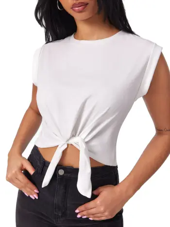 Crop top solido con scollo rotondo e maniche corte a torsione