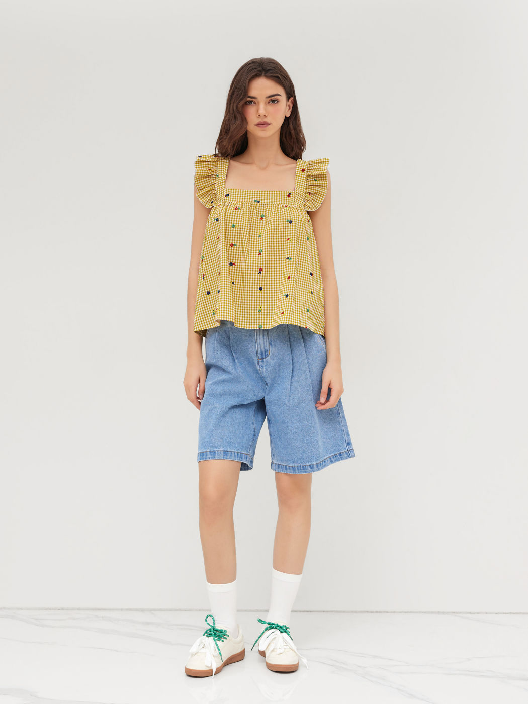 Gingham-Blumenstickerei mit Spitzenrand und Schleife Tanktop