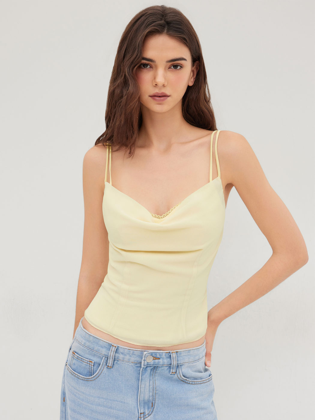 Chiffon Cami-Top mit Rundhalsausschnitt und Salatrand