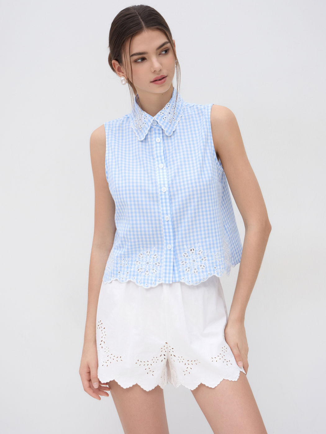 100% Baumwolle Polo Shirt mit englischer Stickerei und Gingham-Muster