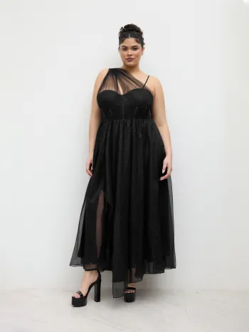 Abito lungo con corsetto glitterato con scollo asimmetrico in rete e curve e plus size