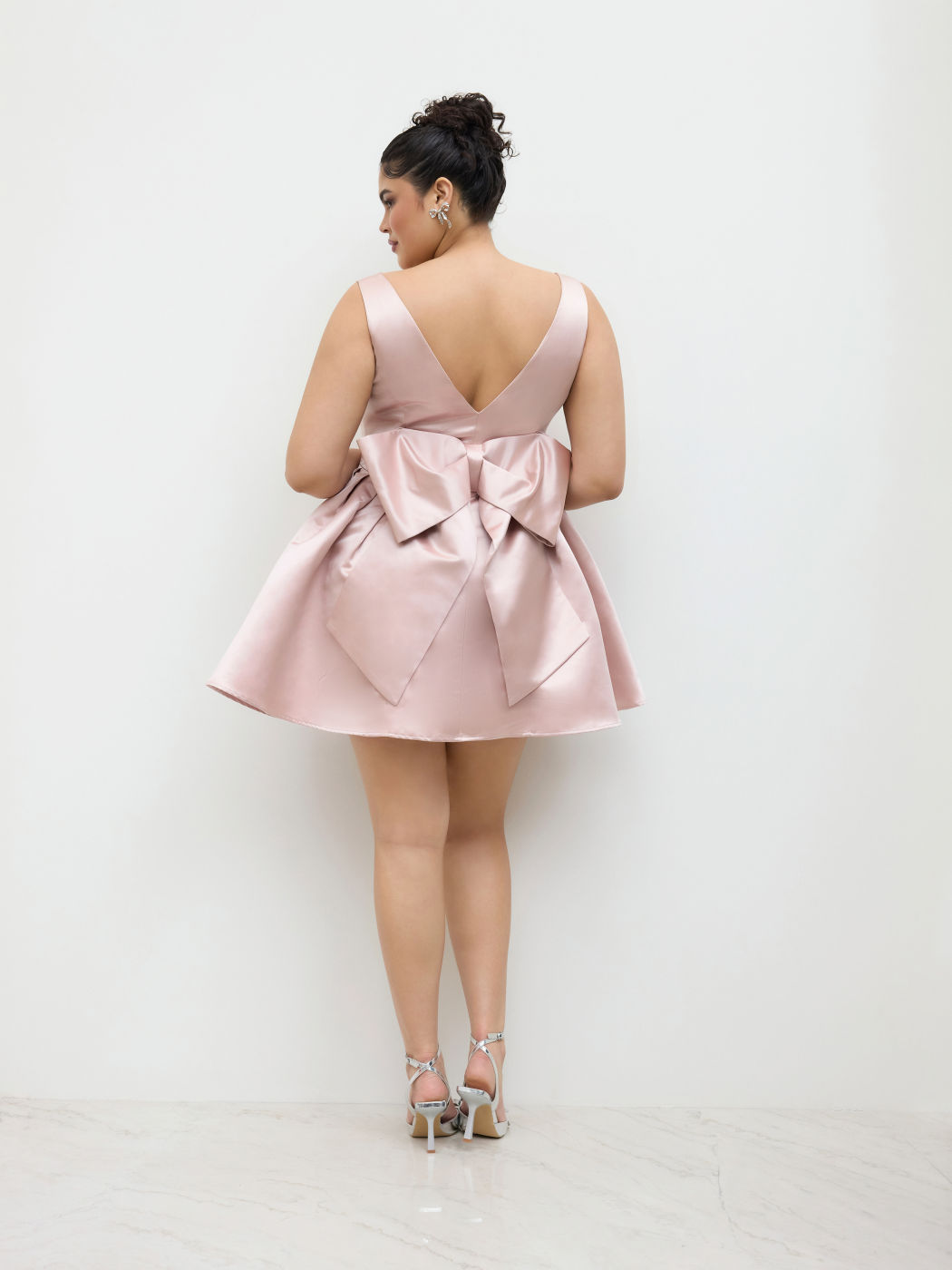 Satin Boat Neck Bowknot Mini Dress Curve & Plus