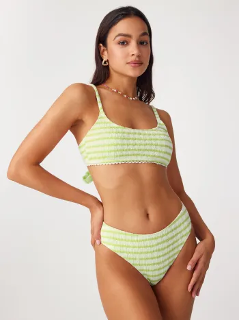 Bikini-Badeanzug mit U-Halsausschnitt und gestreifter Textur