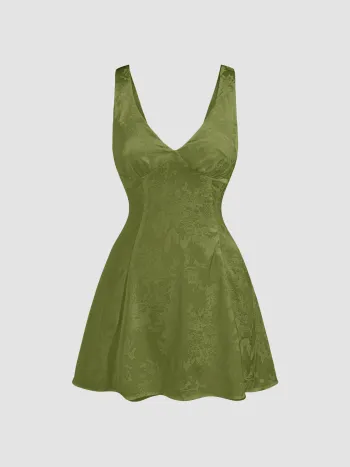 Robe courte en satin à imprimé floral et lien à nouer au dos