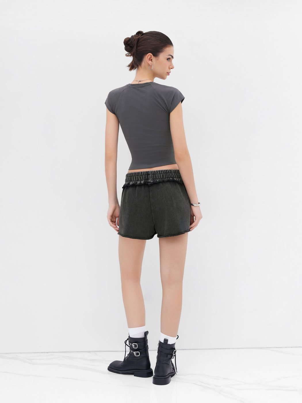 Shorts micro a vita media elasticizzata in cotone al 100% 