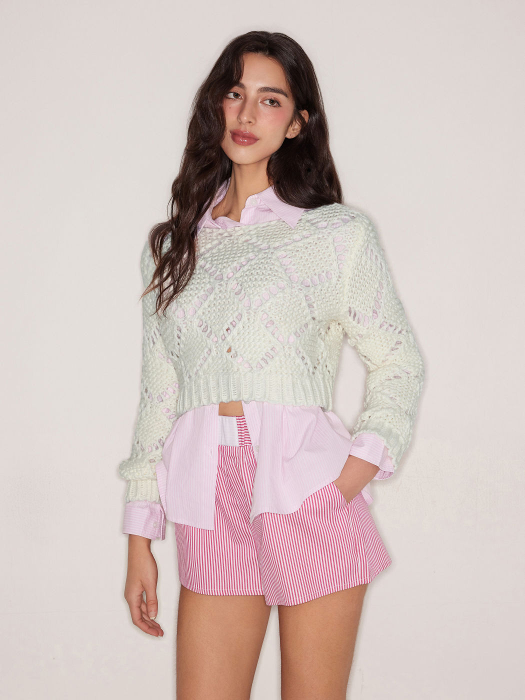 Strick-Bootschnitts-Crop-Top mit Ausschnitten