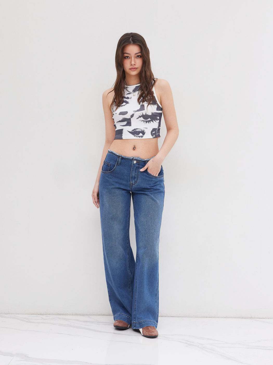 Denim Low Rise Raw Trim Baggy Jeans