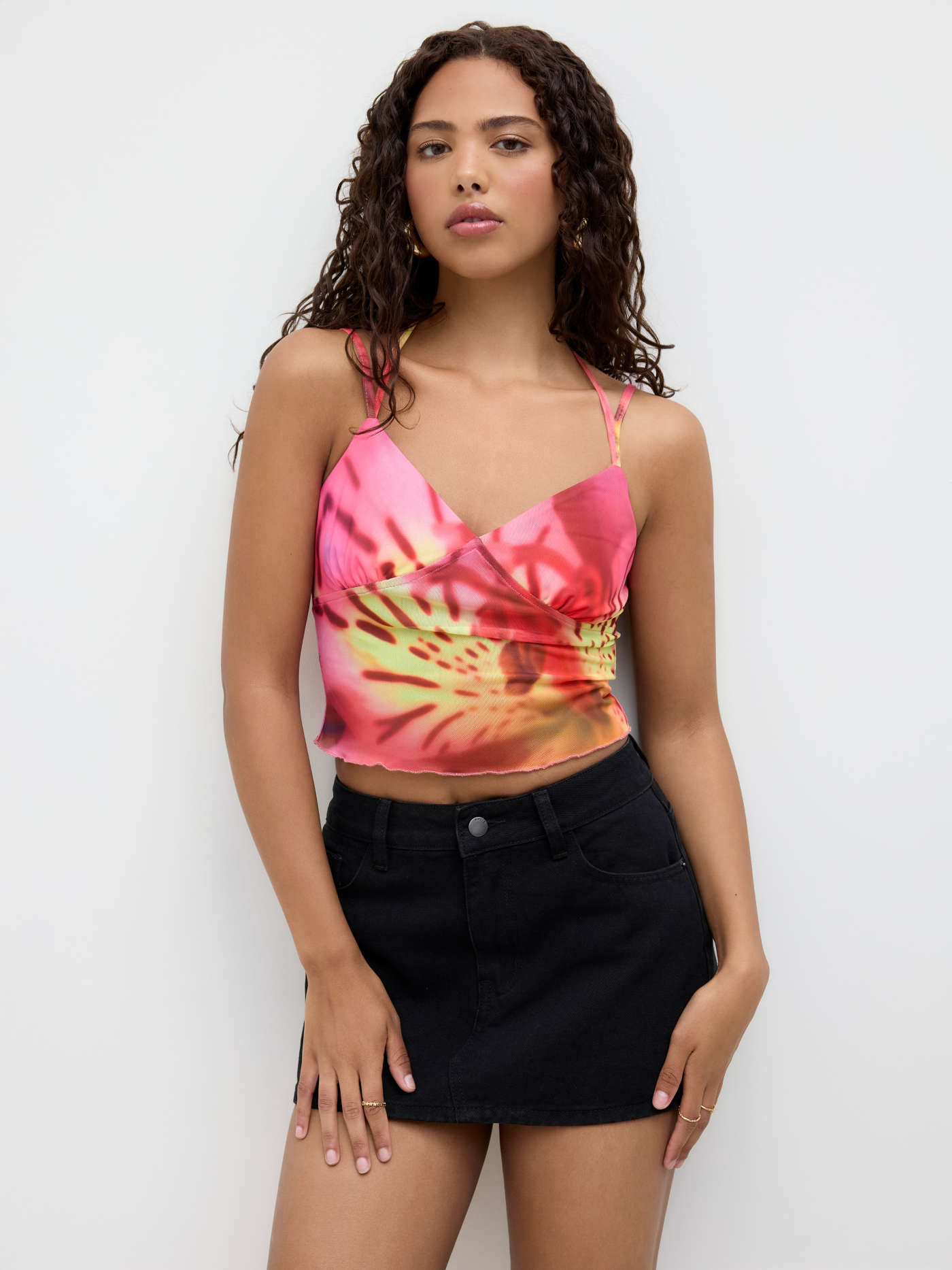 Halter Neckline Graphic Knotted Cami Top