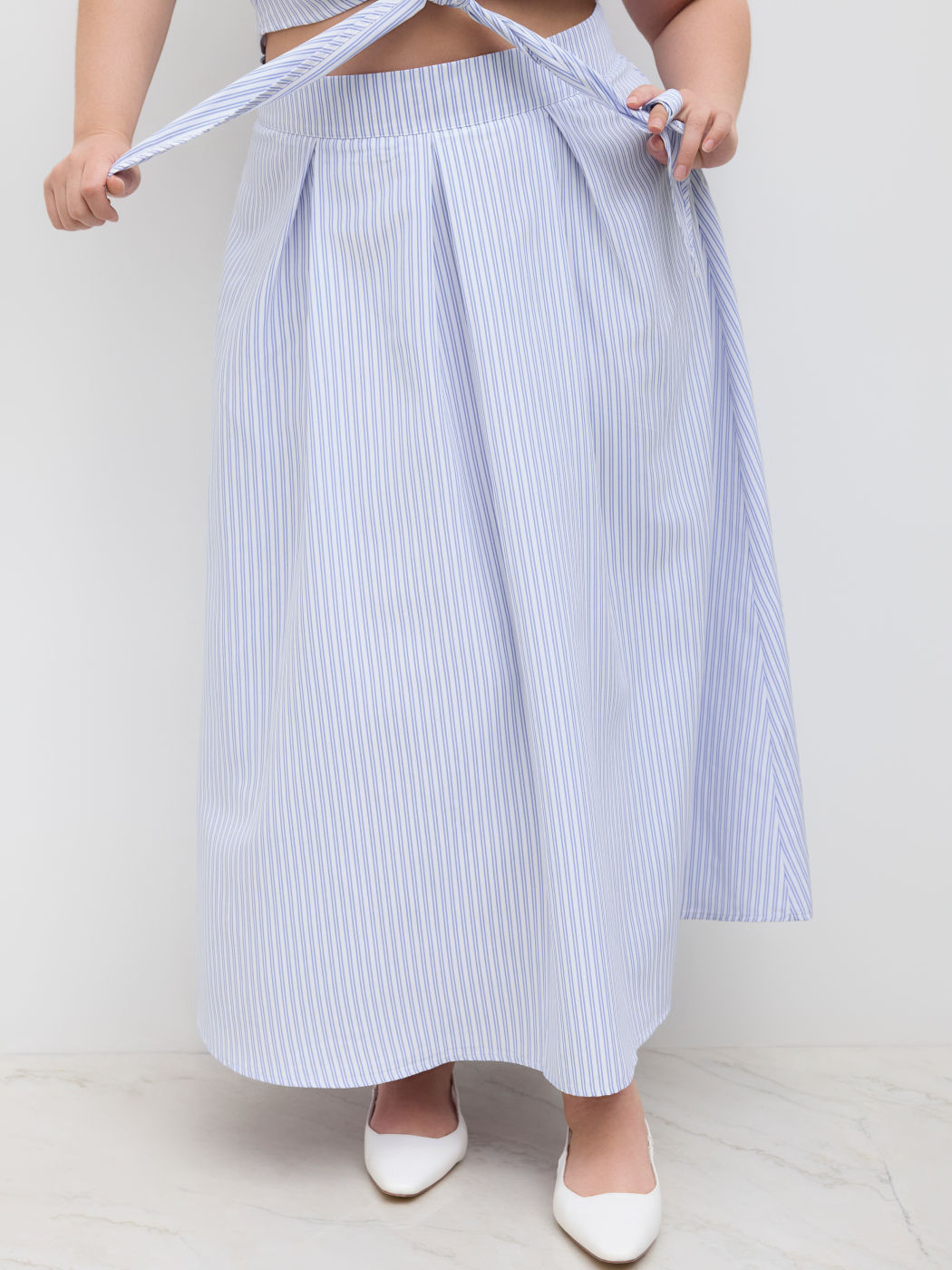 Mittelhohe gestreifte plissierte Maxi-Skirt Kurve & Plus