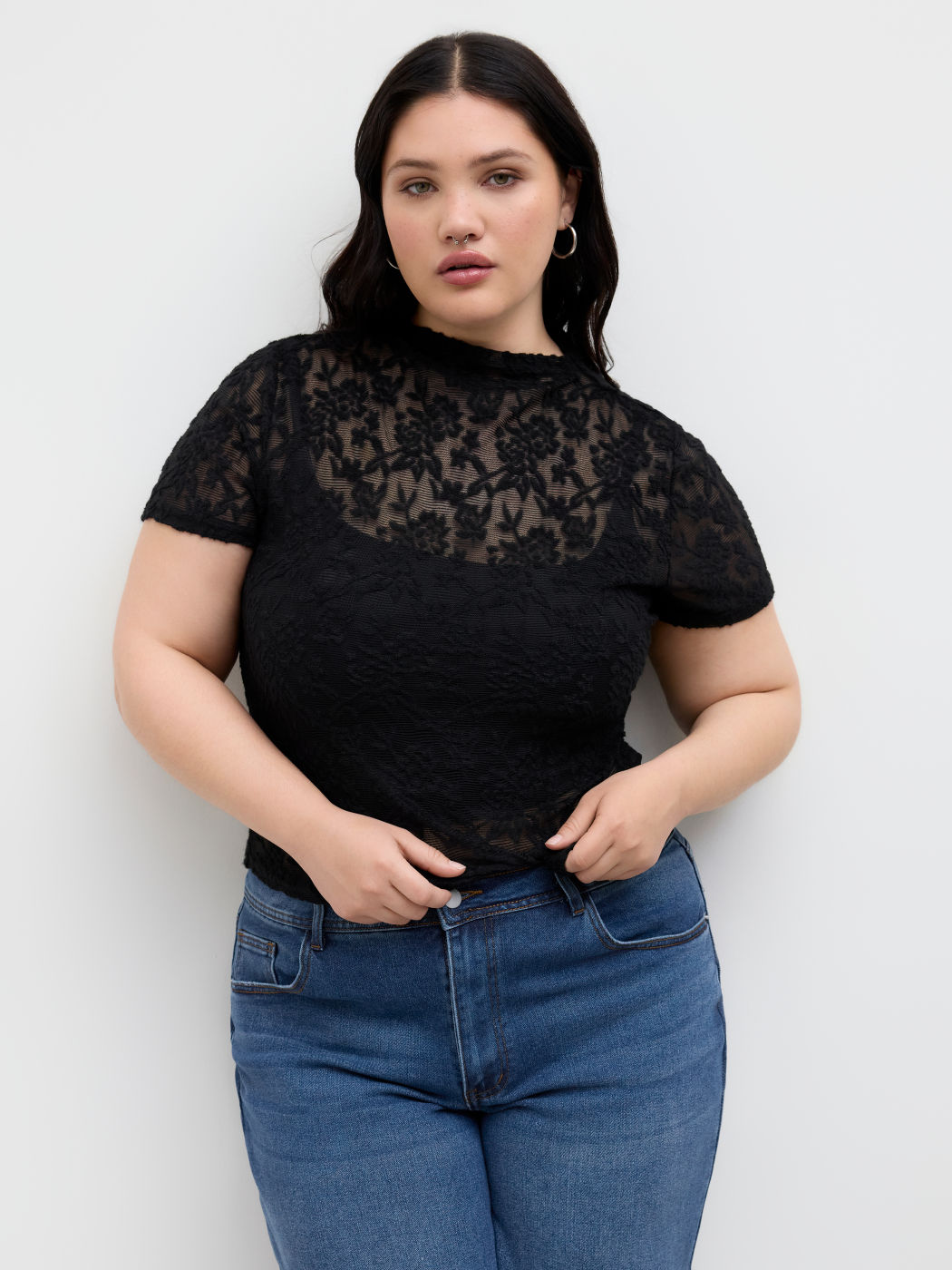 Lace Floral See-through Top Curve & Plus
