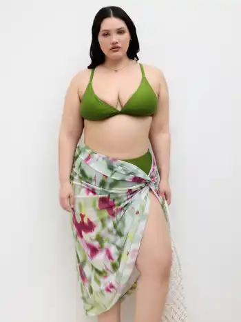 Set Bikini con Braccialetto a V con Sarong Tie-Dye Twist Coprente Curve & Plus