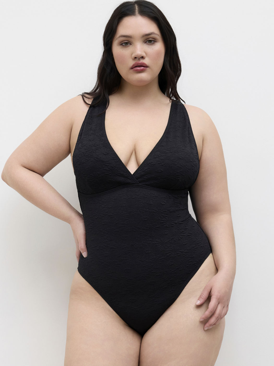 Shaping V-neck Floral Texture Criss Cross One Piece Swimsuit Curve & Plus