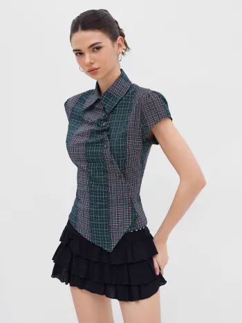100% Baumwolle asymmetrisches Knopfshirt in zwei Tönen mit Flicken