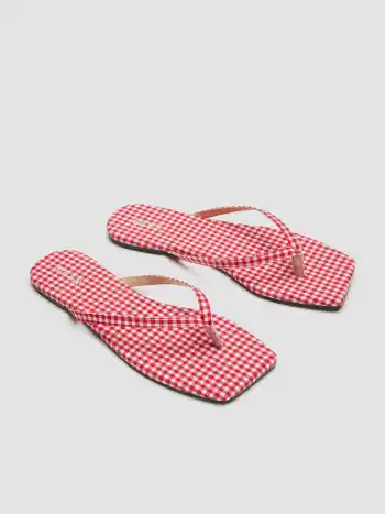 GINGHAM FLIP-FLOP SQUARE TOE SLIPPERS