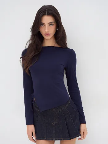 Boat Neck Solid Knotted Long Sleeve Tee