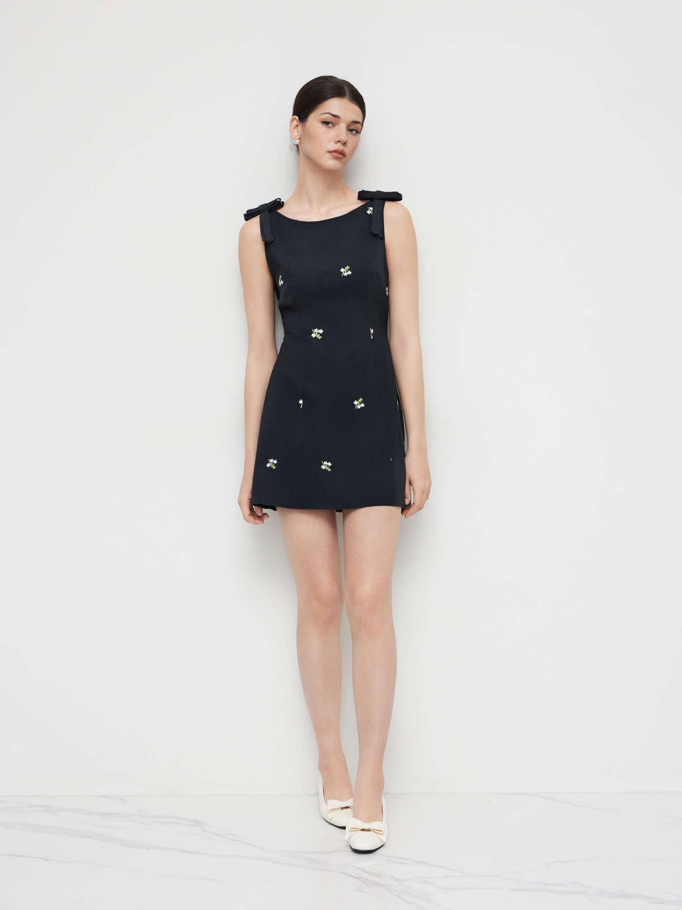 Boat Neck Floral Embroidery Bowknot Mini Dress