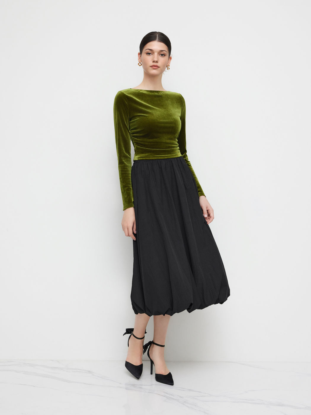 Velvet Boat Neck Solid Ruched Long Sleeve Crop Top