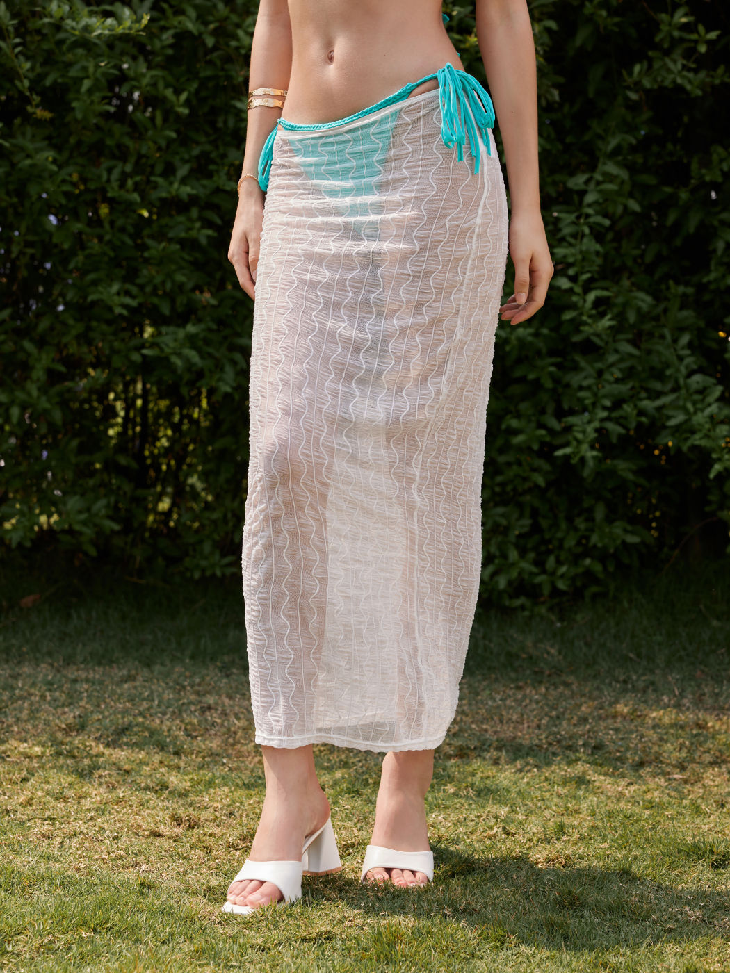Sarong in maglia trasparente