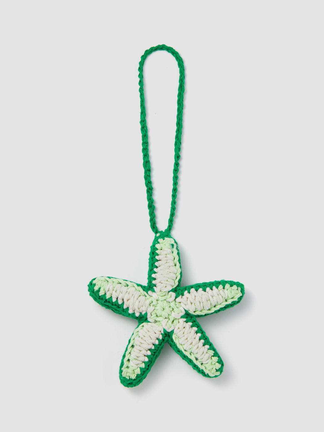 TWO-TONE STARFISH WOVEN BAG CHARM