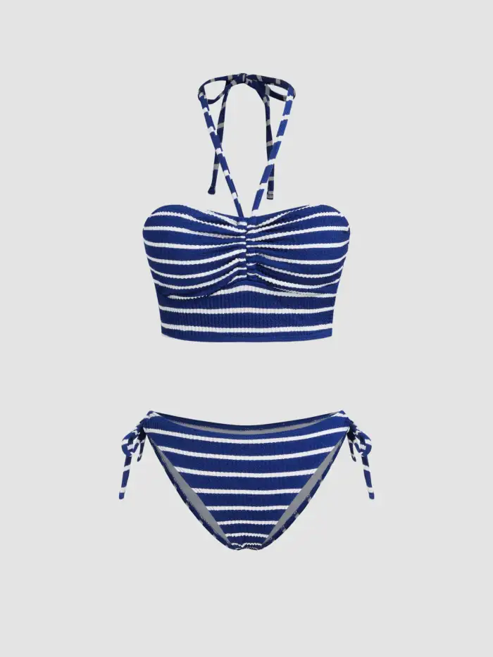 U-neckline Floral Bracelet Cheeky Bikini Set