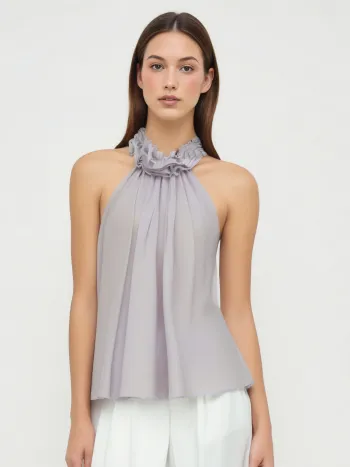 Oversize Bluse aus Leinenmischung mit Halterhals und Salatrand