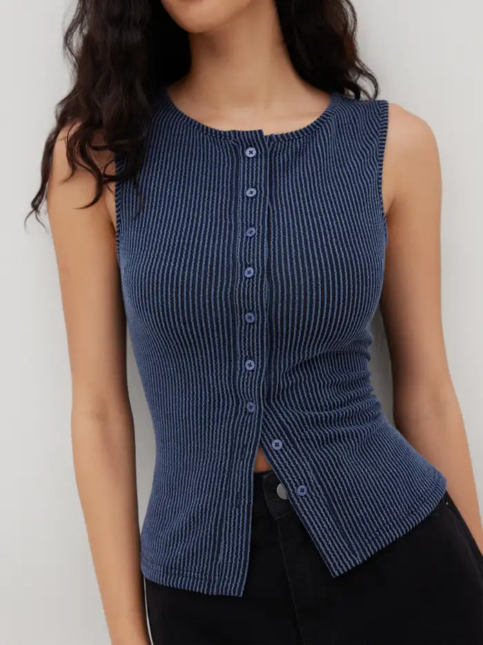 V-neck Solid Lace Ruched Cami Top