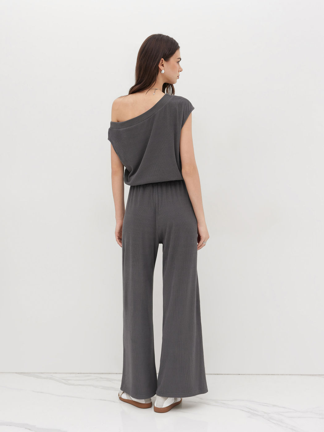Asymmetrisch halsiges Reißverschluss-Overalls