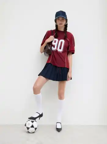 90er-Grafik-Mesh-T-Shirt mit Kontrastborten, Oversize