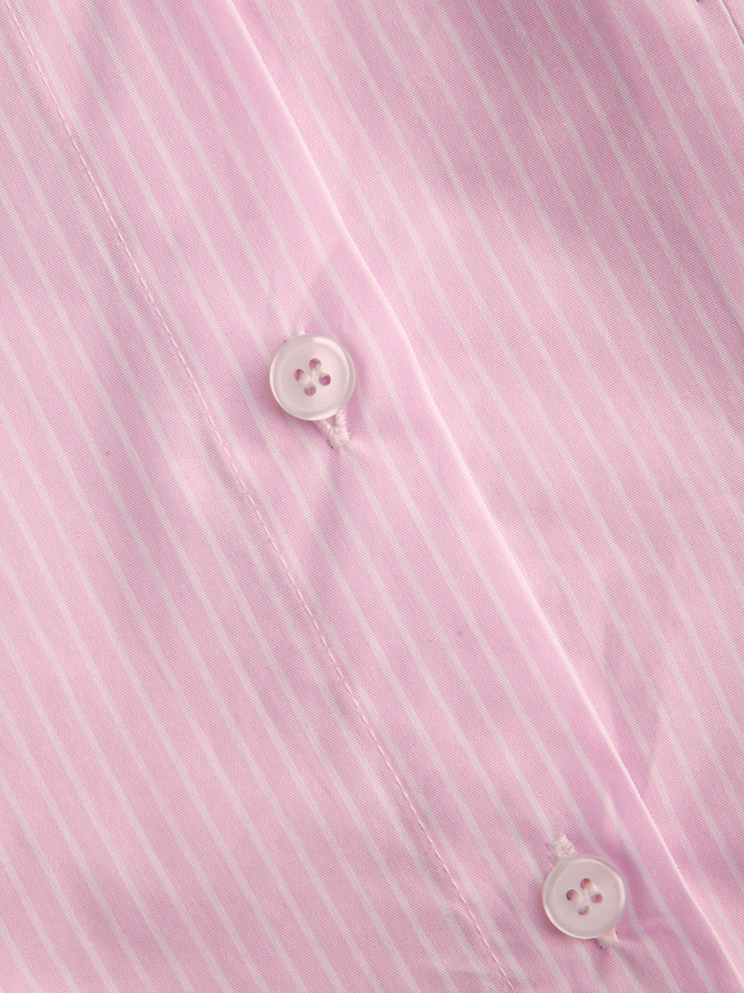 Camisa de rayas con cuello y cinto de 100% algodón