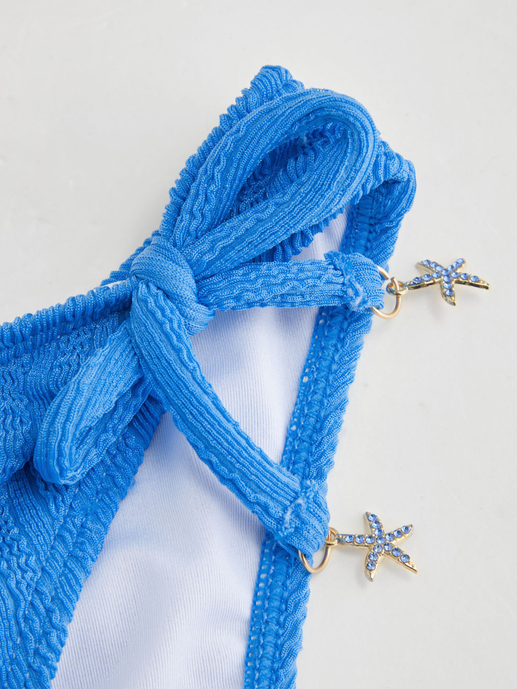 Texture Halter Neckline Starfish Detail Bowknot Triangle Cheeky Bikini Set