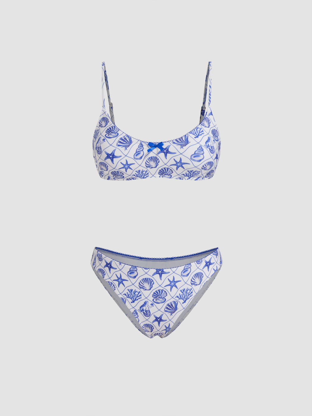 U-neckline Shell Graphic Bowknot Bracelet Cheeky Bikini Set
